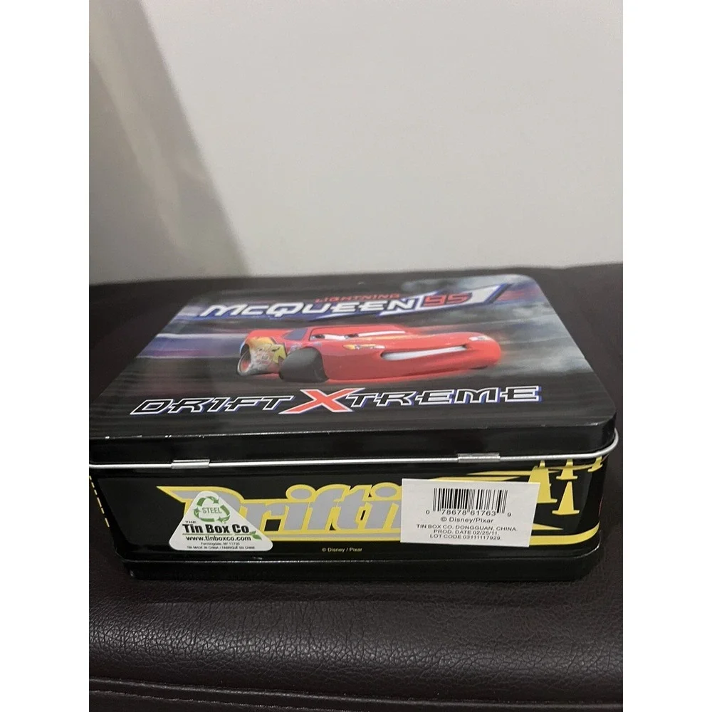 Disney Cars Lightning McQueen 95 Drift Xtreme Lunch Box Tin 6